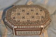 Octagonal inlaid wooden box with mother-of-pearl