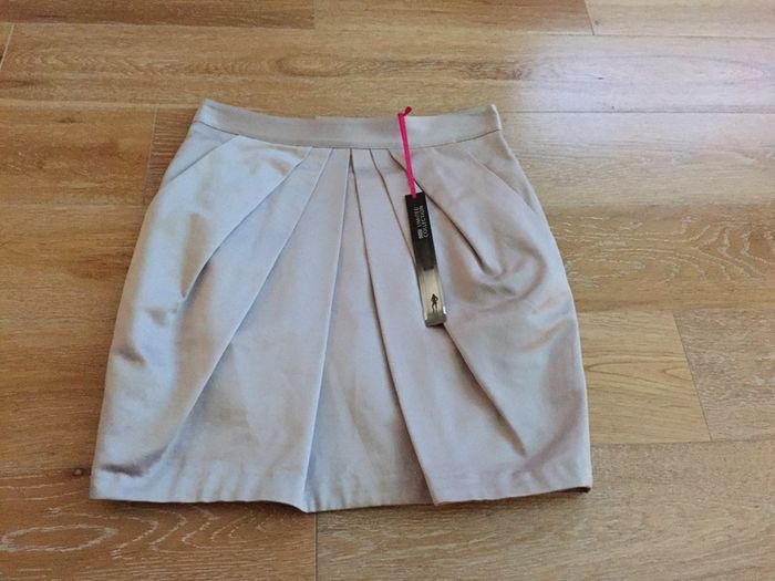 BNWT Limited Collection Grey Tulip Skirt Size 10