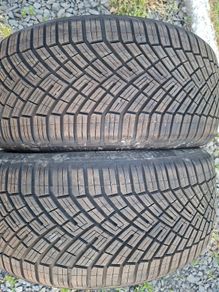 2x 225/45/18 Continental