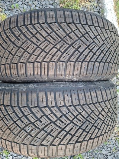 2x 225/45/18 Continental