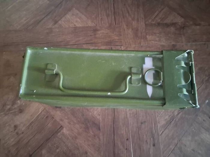 French Military surplus 7.62MM AA-52 machine gun ammo can (Free postage)