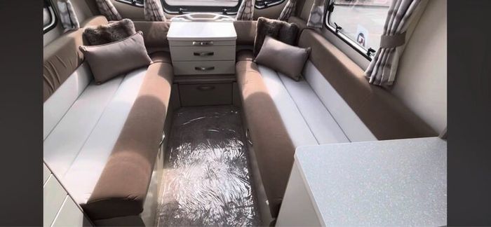 2016 caravan + Awning & Annex