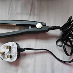 Minature Hair Straightener (Good for Travels)