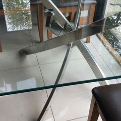 glass dining table