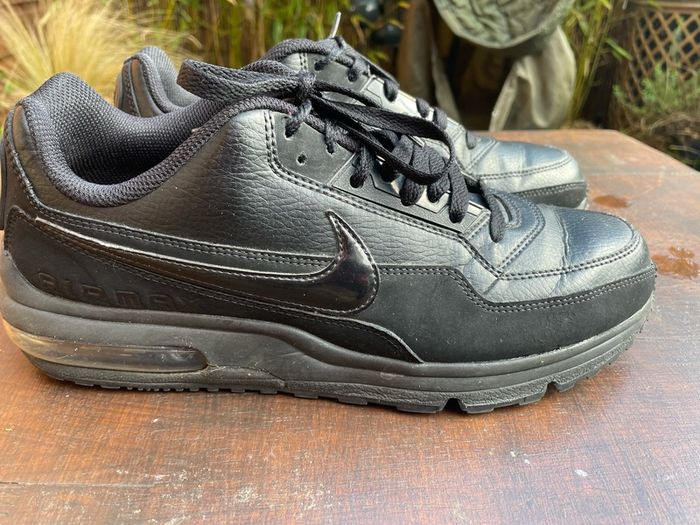Nike Air Max size 8.5