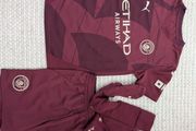 Manchester City Kit 11-12 Excellent Condition