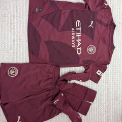 Manchester City Kit 11-12 Excellent Condition