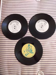 Singles To Frame.