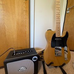A Bundle of Squier Affinity Guitar + MOOER Amp Full Set