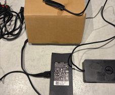 Dell D6000 Universal Docking Station with 130W Power Adapter