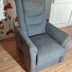 Electric massage and heated chair