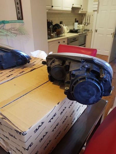 OEM VW Golf 5 Headlights