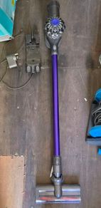 Dyson V6 for parts faulty