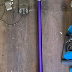Dyson V6 for parts faulty