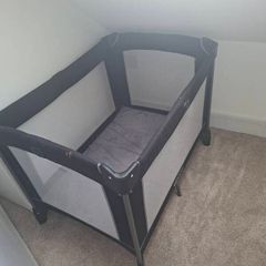 travel cot