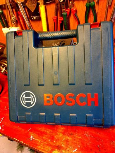 Bosch GSB 18-2-LI Plus Combi Drill + 4.0Ah Battery & Charger (Barely Used)