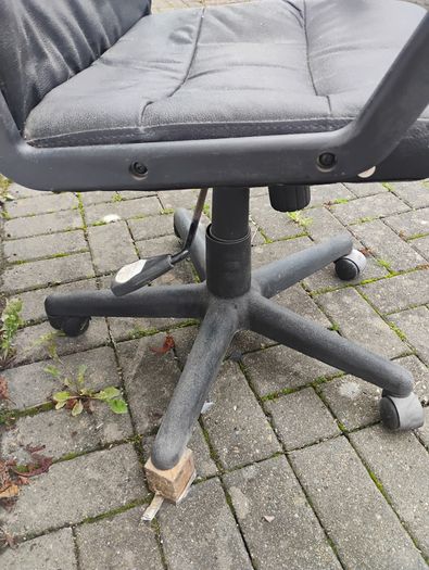 Free desk chair