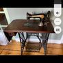 Singer sewing machine Image 4