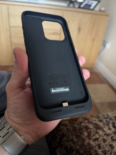 iPhone 15 pro max mophie juice pack battery case