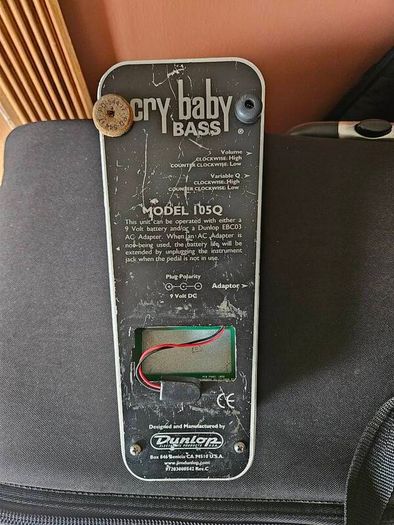 Dunlop cry baby bass