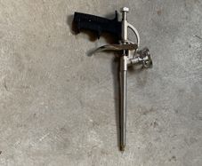 Foam gun