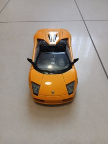 Lamborghini Murcielago Convertible 1:24 Die-Cast - Opening Scissor Doors & Engine - Like New