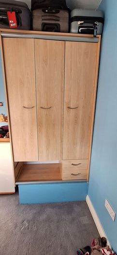 Bedroom wardrobe