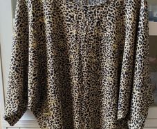 Leopard Print Glittery Top Batwing Sleeve BNWOT
