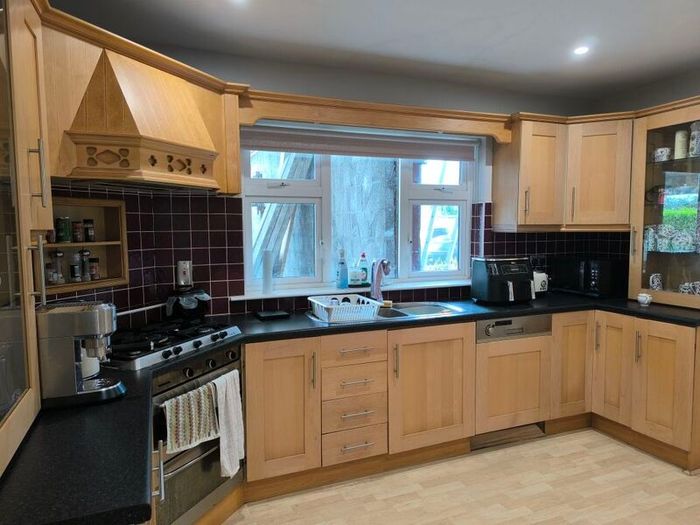 Kitchen units