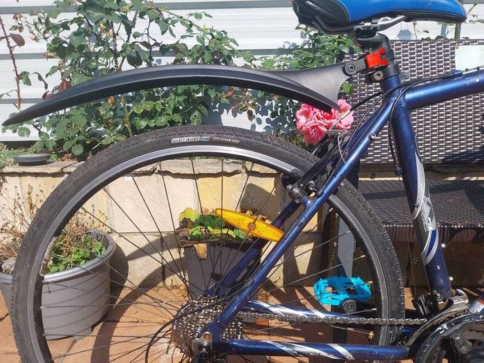 trek hybrid  serviced