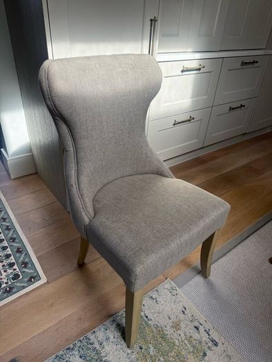 8 Dining Chairs