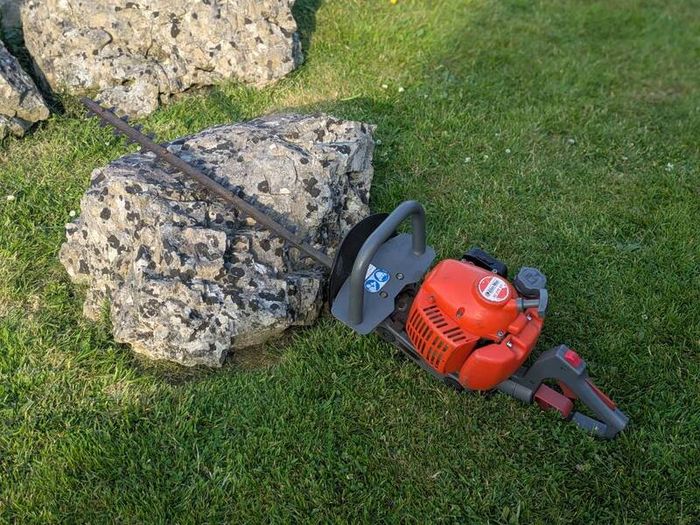 Petrol Hedge Trimmer