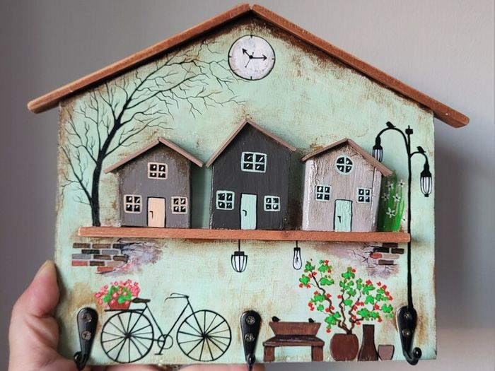 Handcrafted wooden key holder!