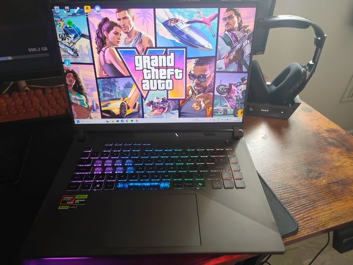 Asus Rog Strix G16