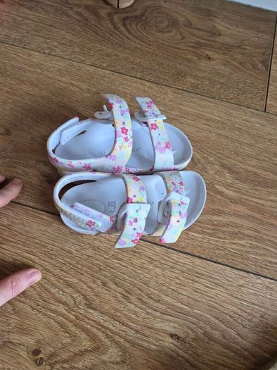 kids shoes