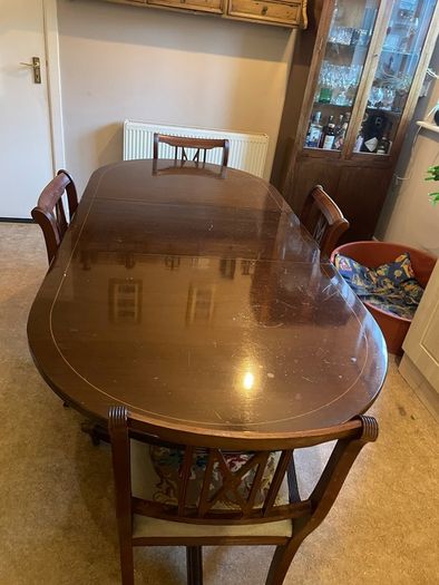 Extendable Dining Table