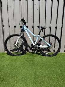 Giant Yukon Ladies bike XS
