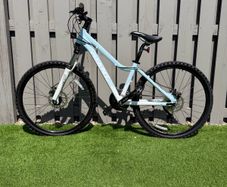 Giant Yukon Ladies bike XS