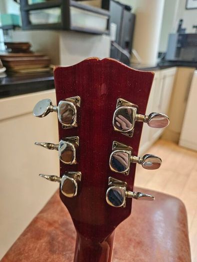1970s Columbus model 197 (gibson hummingbird lawsuit copy)