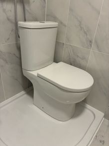 3 sonas toilets