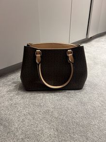 Guess bag