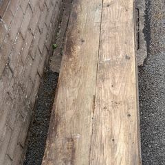 Timber Beams - 200mm x 200mm x 2950mm  & 200mm x 200mm x 2700mm