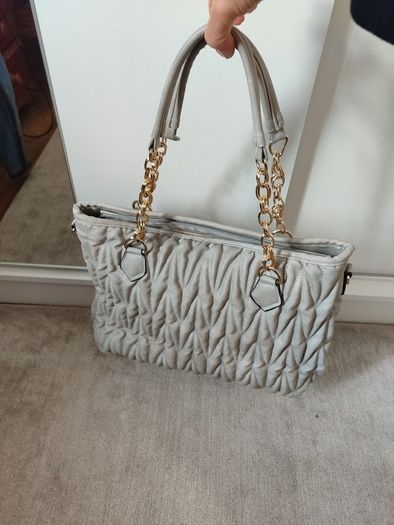 hand bag