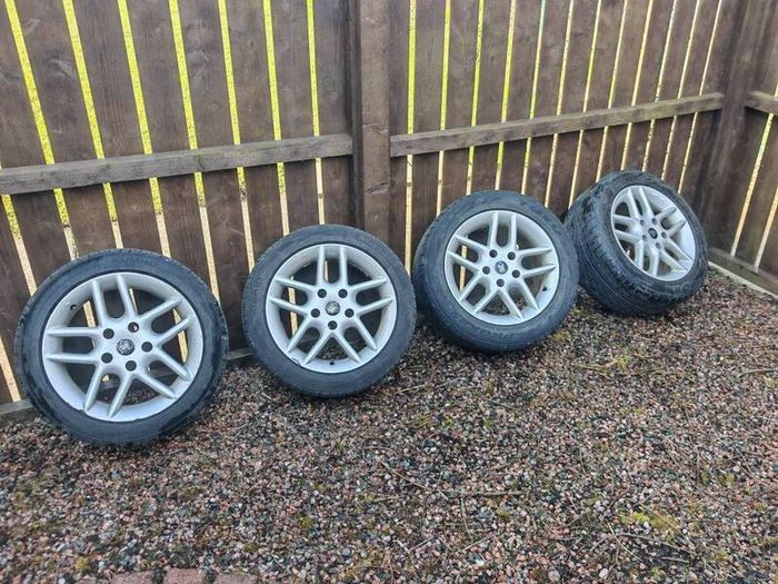 Mille Miglia 90s 16" Alloys with Tires 5x120