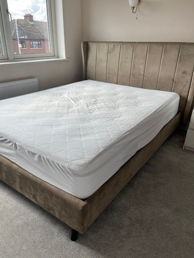 King Bed & Mattress
