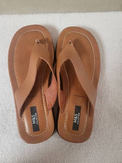 M&S Leather flipflops