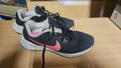 Nike trainers