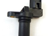 Camshaft POSITION SENSOR Fit Hyundai Sonata Kia Suzuki Chevrolet Metro3931038050