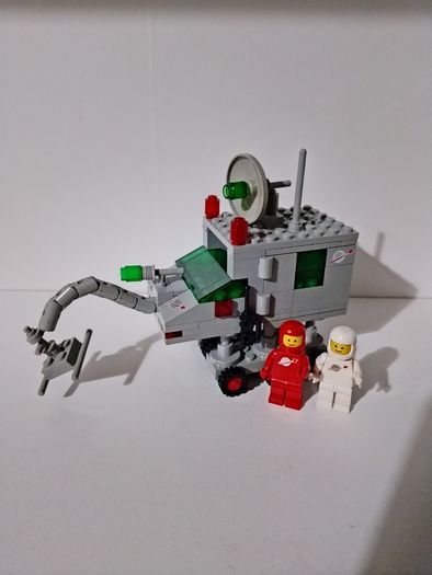 Lego 6901 classic space mobile lab
