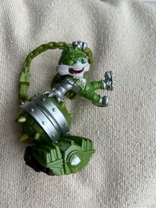Skylanders Steel Plated Smash Hit Postage Available